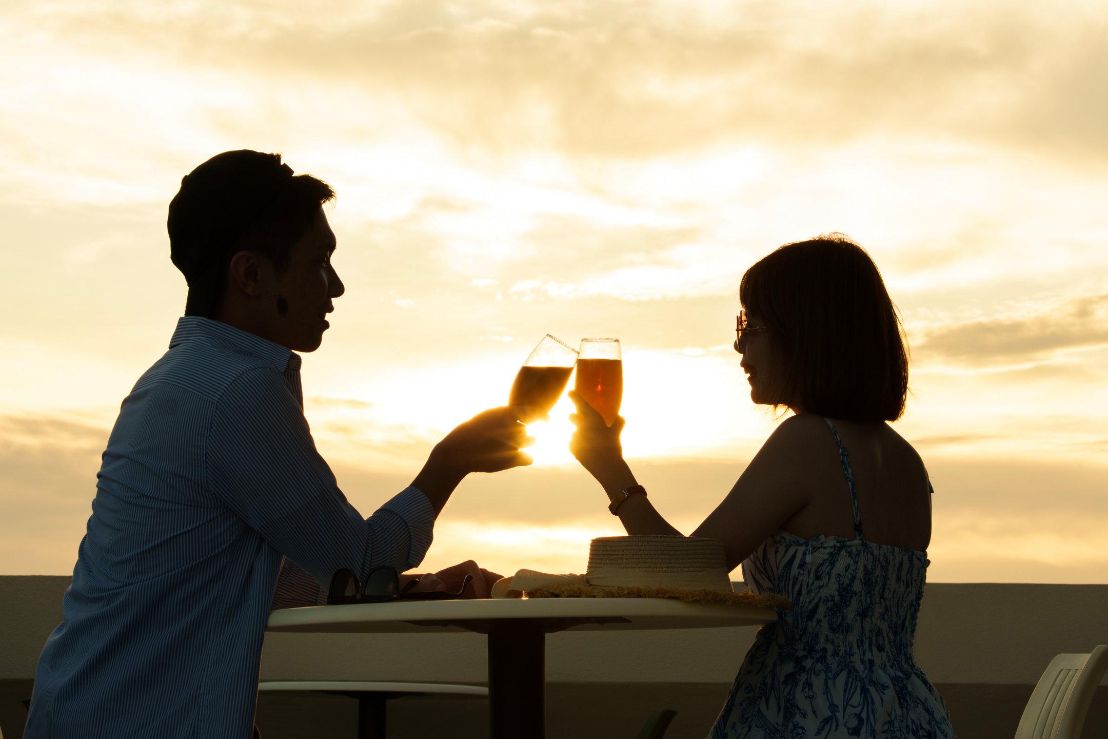 橙光Sunset。城光Noir