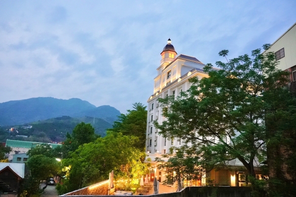 壞波妞-【水里住宿】福容徠旅水里店- 像小福容的城堡風外表，隱身於水里小鎮肉圓的故鄉