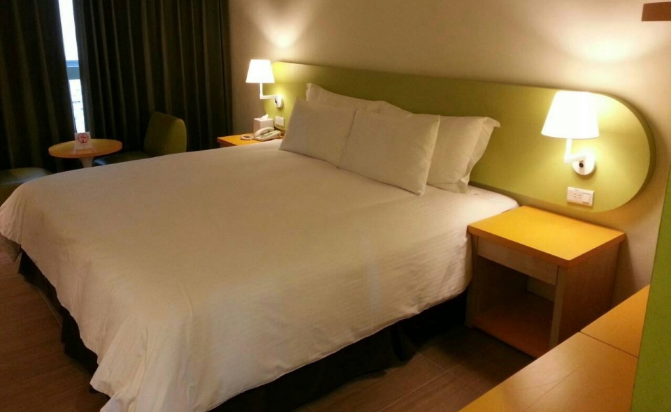 ライトトラベル ダブルルーム