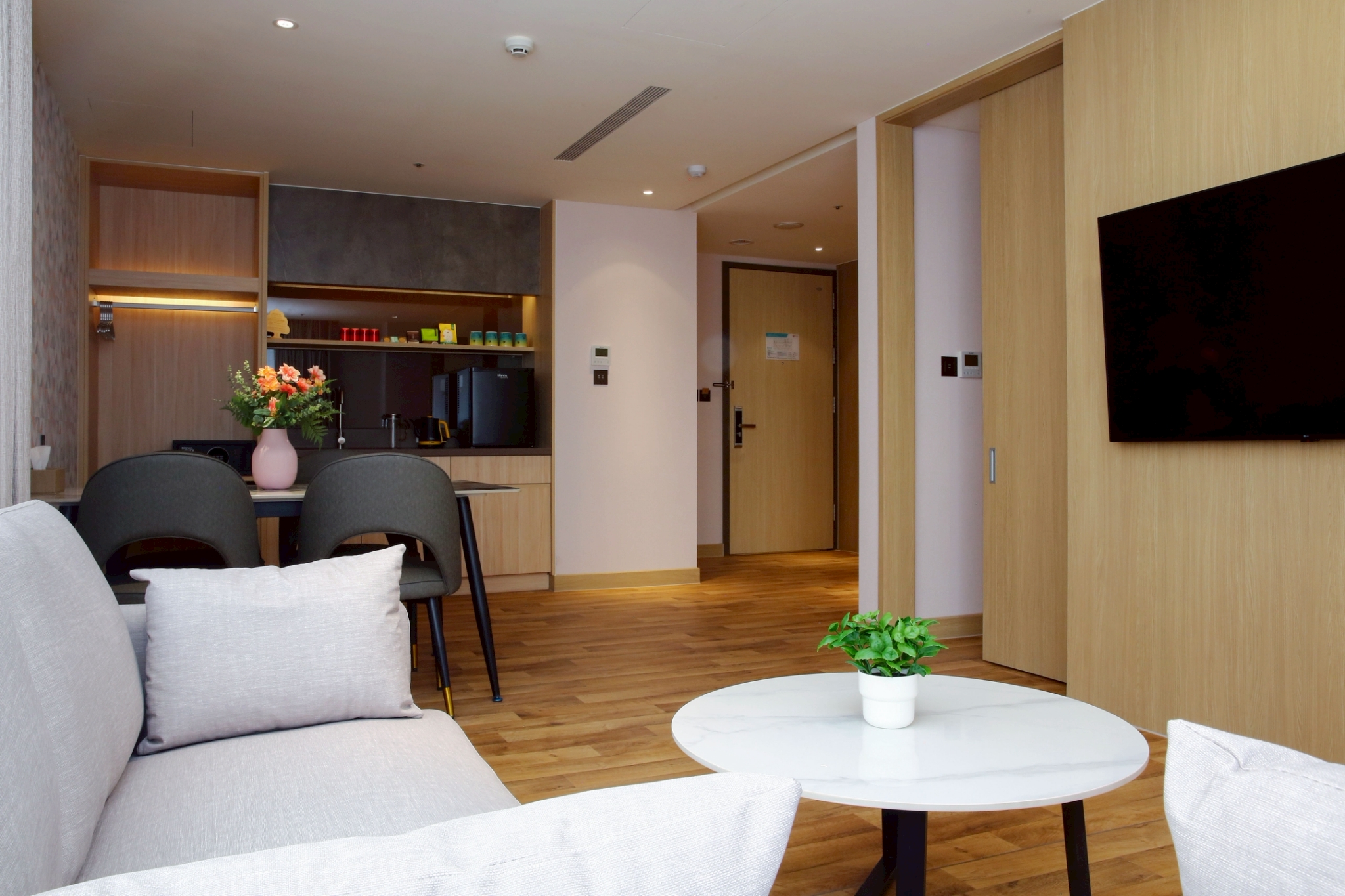 集旅套房兩房兩廳