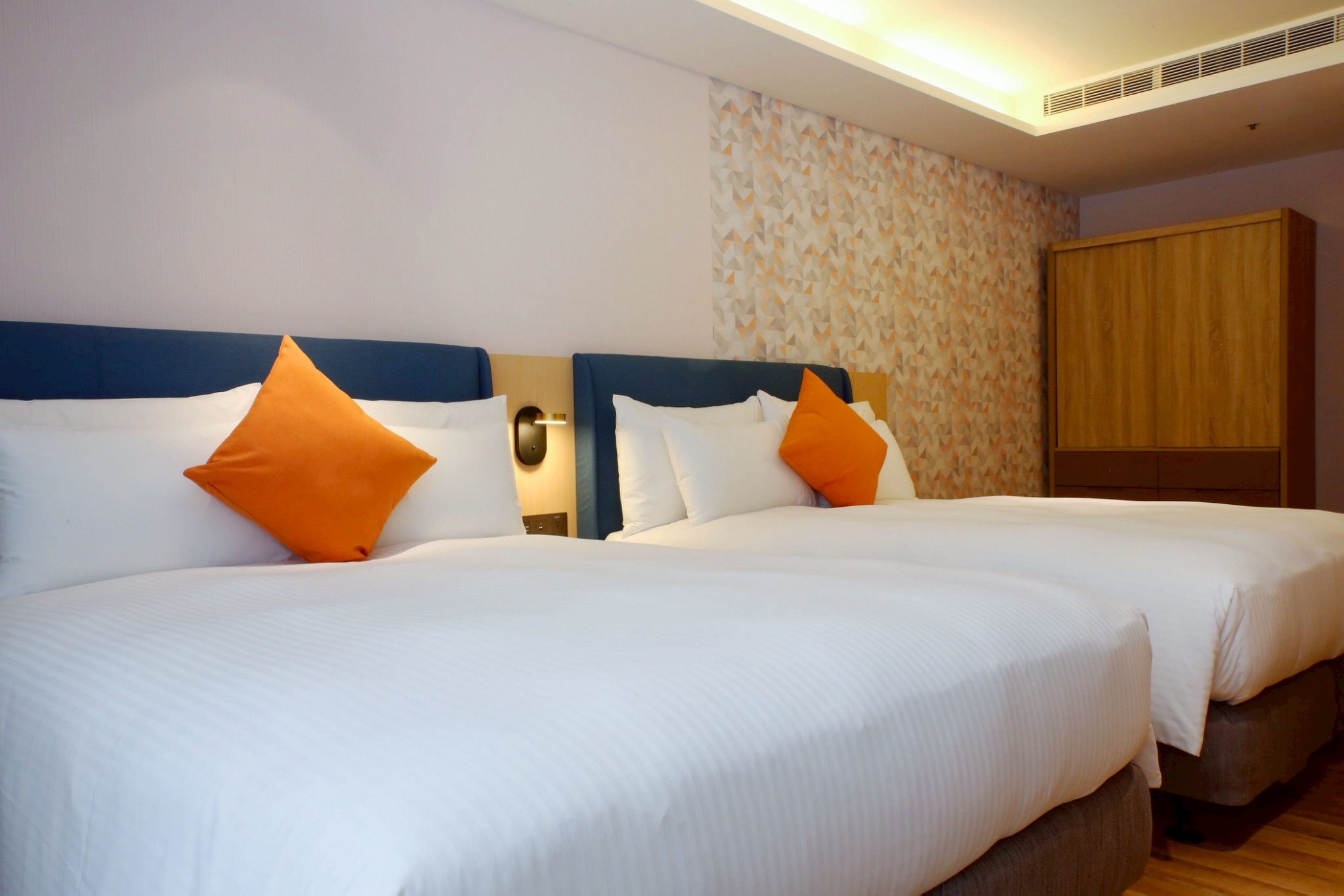 閱旅兩中床C Type