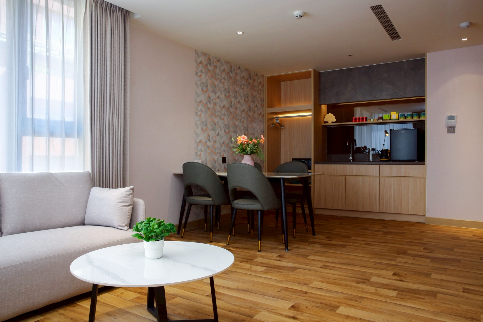 集旅套房兩房兩廳