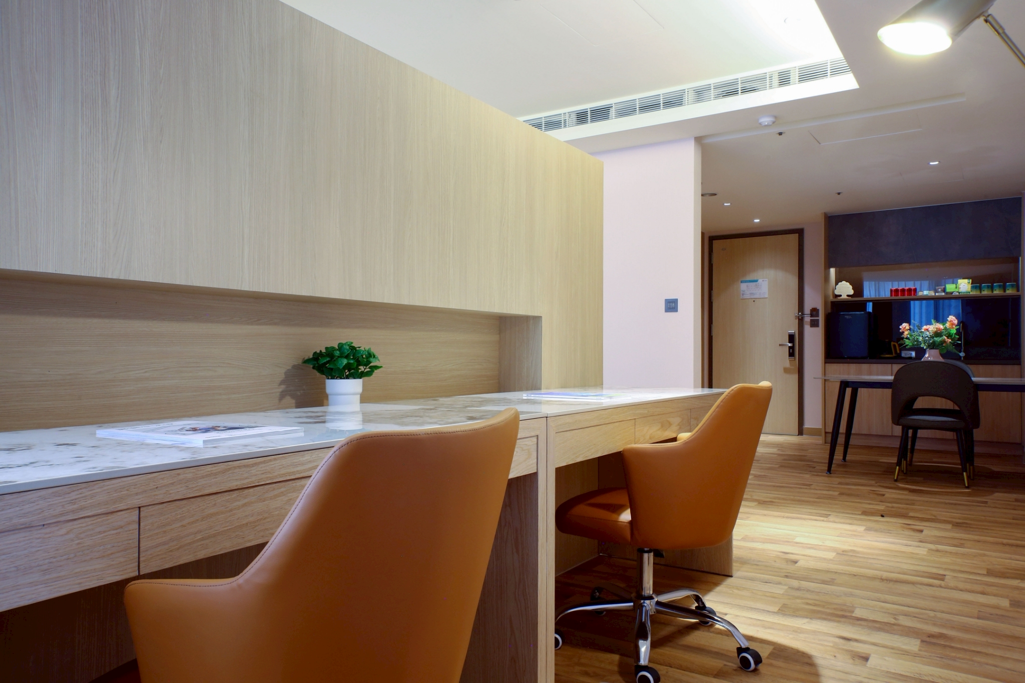 閱旅兩中床C Type高雄徠旅二期319閱旅客房兩中床_260210_9