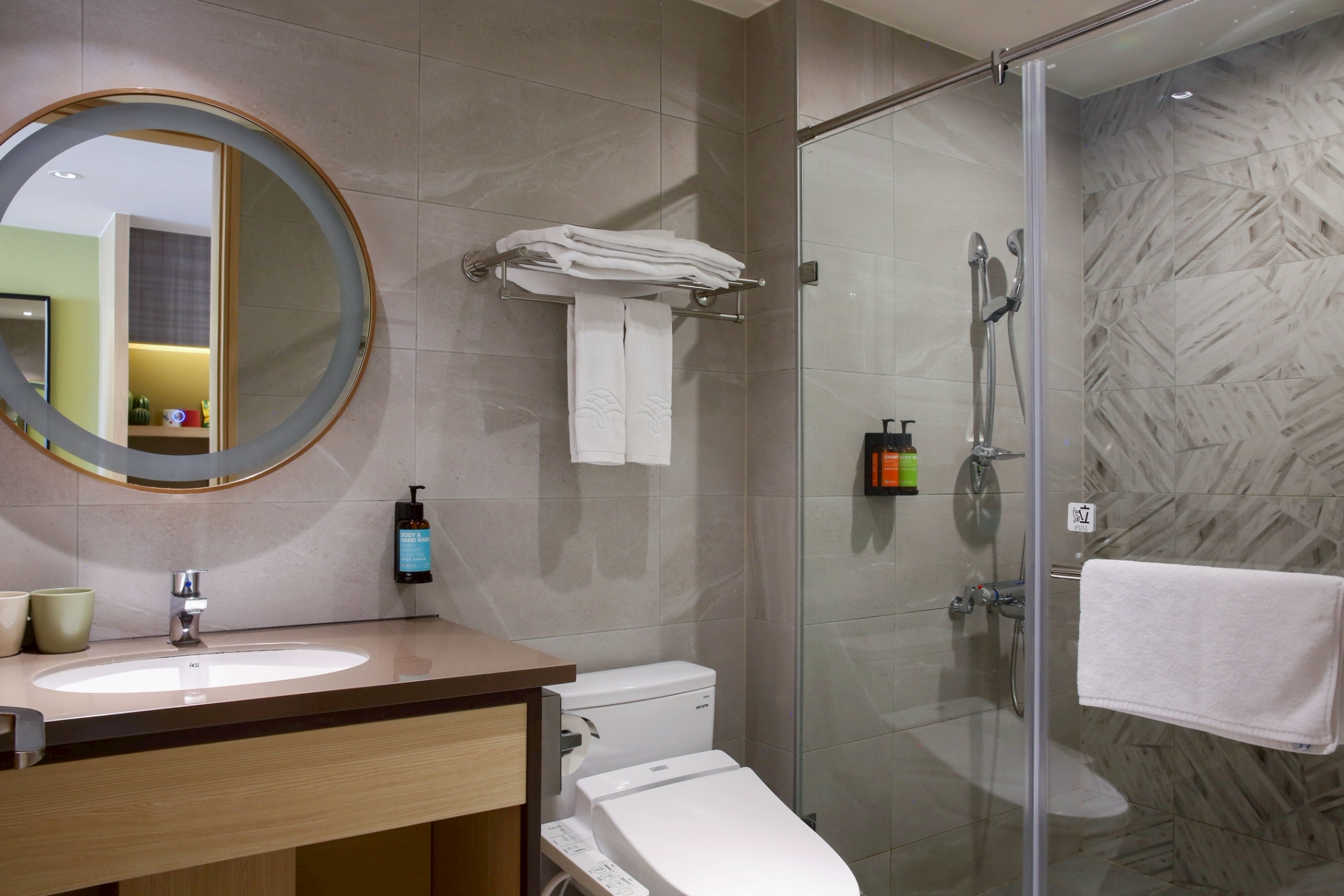 LINE_ALBUM_高雄徠旅IKEA1508_260209_1