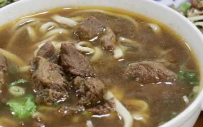 八張牛肉麵