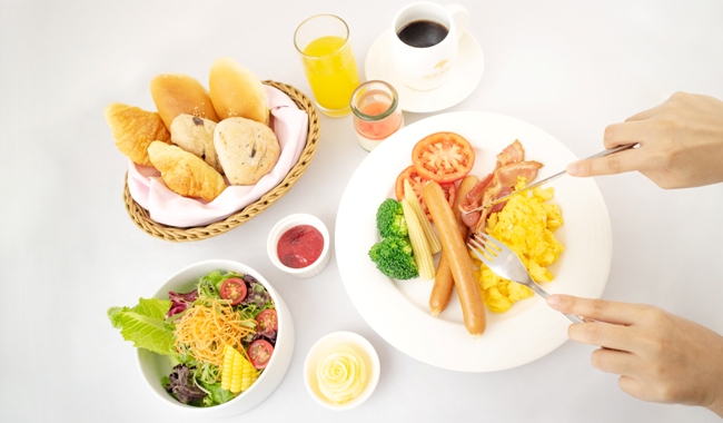 To prevent the spread of Novel Coronavirus, breakfast set meal will be served.