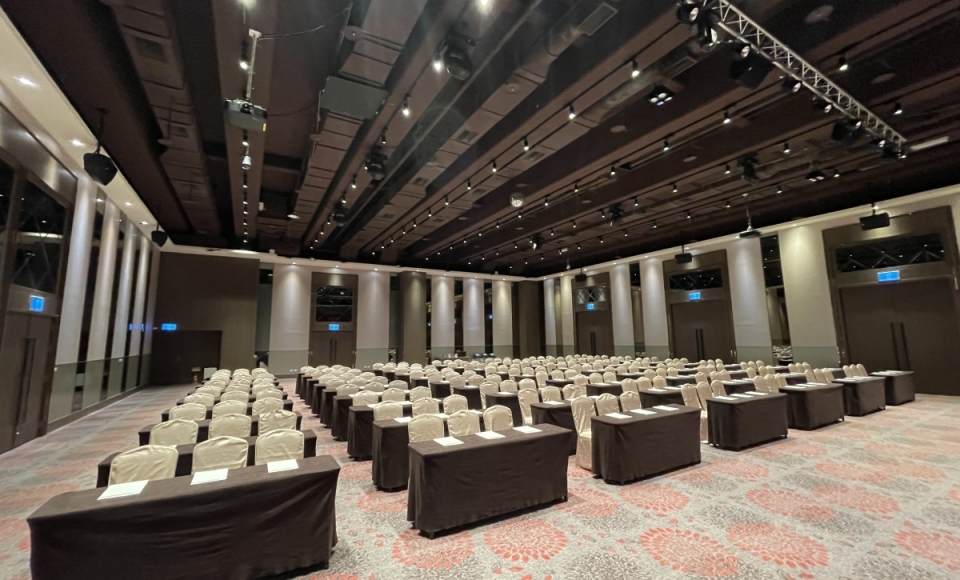 玫瑰廳教室型(189位)-2