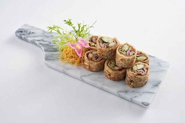 Duck Rolls with Green Onion Pancakes