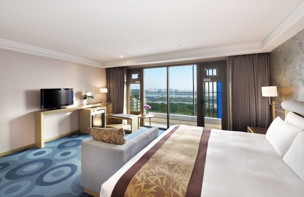 Superior Room With Harbor View