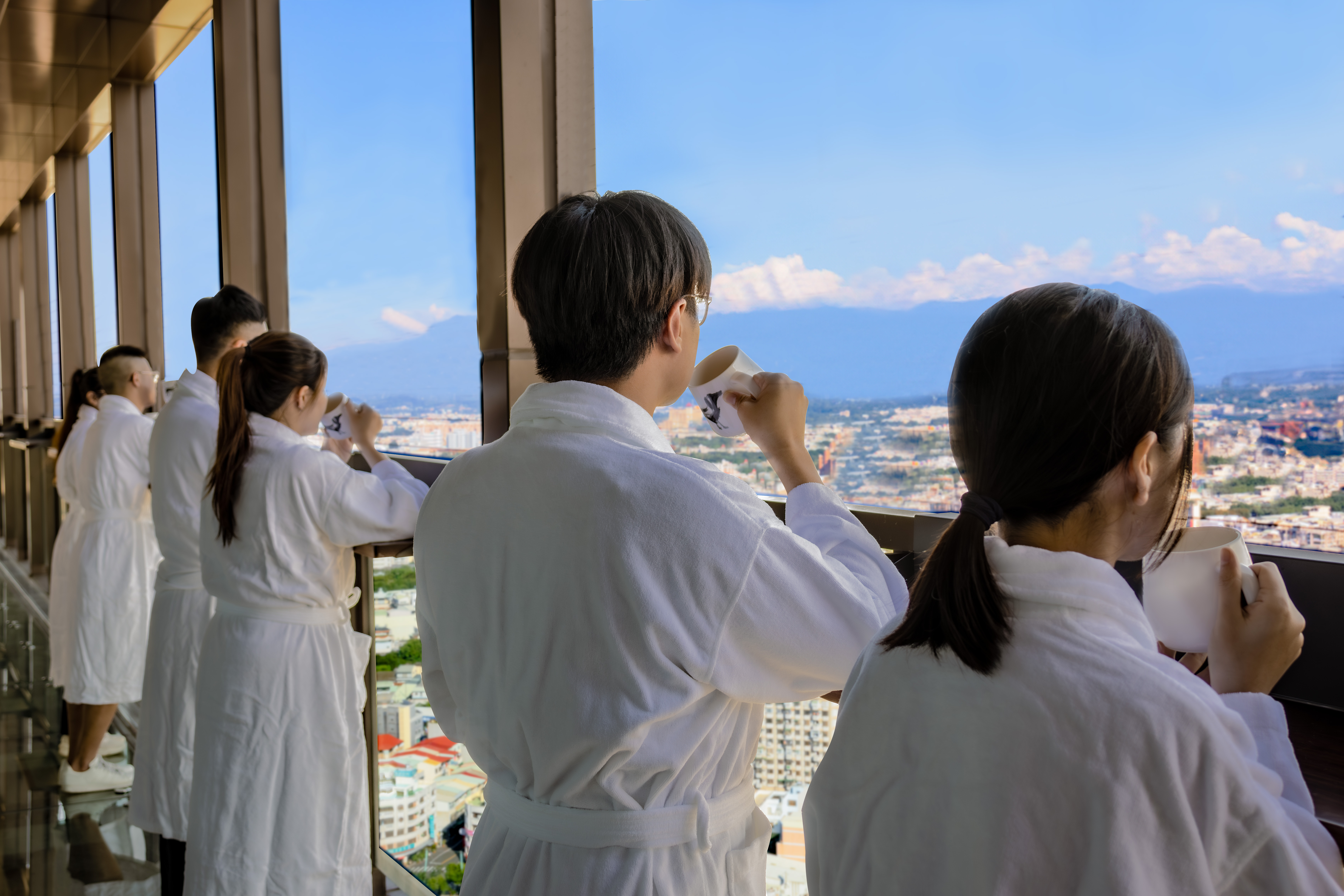 圖六、曙光活動也將再度回歸，可來到透明觀景台欣賞2026年第一道曙光。（圖／嘉義福容voco酒店）