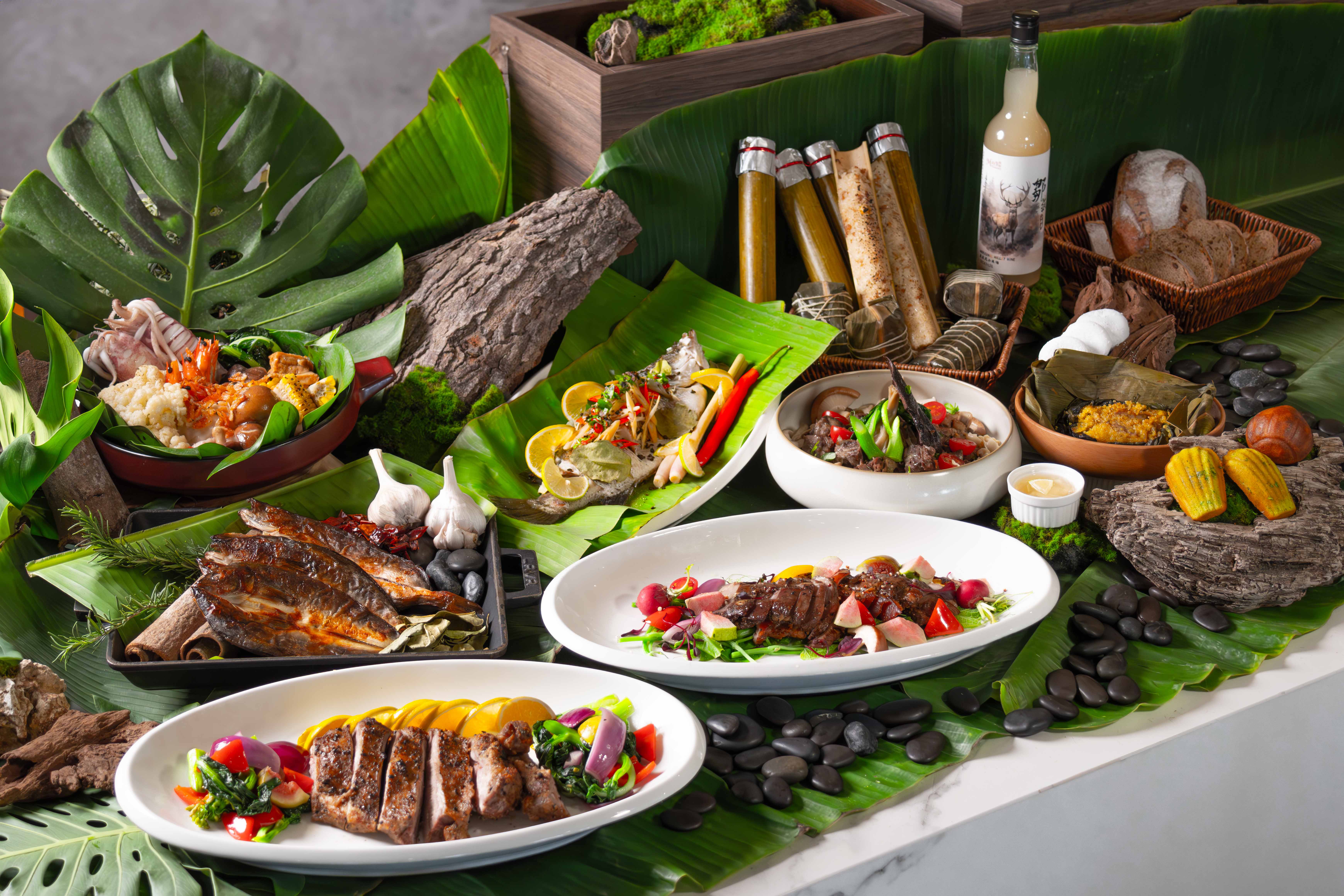 圖2、田園西餐廳「原民之作」主題特色餐檯好評回歸。(圖/嘉義福容voco酒店提供) 圖2、田園西餐廳「原民之作」主題特色餐檯好評回歸。(圖/嘉義福容voco酒店提供)