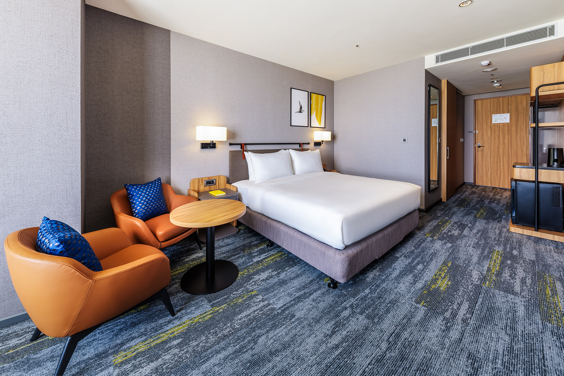 週末睡到飽房型